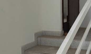 Imagem 2: ALUGO Casa no 2º Andar em Mangabeira com 3 Quartos sendo 2 Suítes