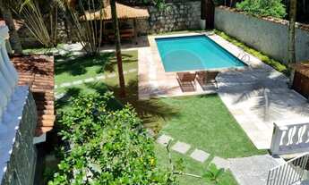 Imagem 5: Casa de condomínio para venda tem 737 metros quadrados com 6 quartos