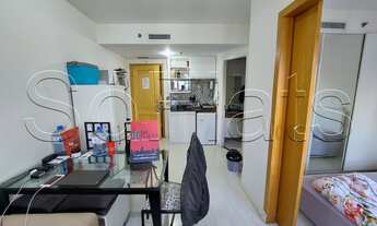 Imagem: Flat Mercure em Pinheiros para moradia ou