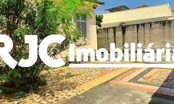 Imagem 3: Casa para venda possui 130 metros quadrados com 4 quartos em Rocha - Rio de Janeiro - RJ