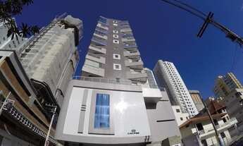 Imagem 2: Aparatamento novo, mobiliado, decorado e climatizado com 2 suítes e região central de Baln