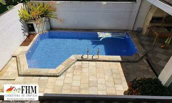 Imagem 4: Casa em condomínio, 3 quartos sendo 1 suíte com closet, hidromassagem, piscina, churrasque