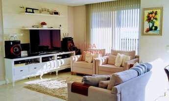 Imagem: DESOCUPADO - SEMI MOBILIADO - PISCINA