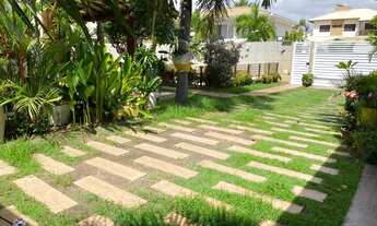 Imagem 7: Casa de condomínio para venda tem 343 metros quadrados com 4 quartos