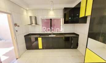 Imagem 2: Casa à venda, 3 quartos, 1 suíte, 2 vagas, Shopping Park - Uberlândia/MG