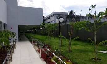 Imagem 2: More na cidade vendo a paisagem do campo