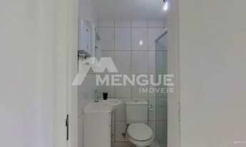 Imagem 7: Casa comercial á venda no bairro Praia de Belas em Porto Alegre com 130,00m² por 1.600.00