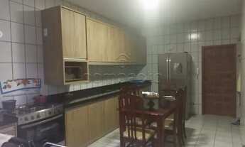 Imagem 6: Casa para aluguel tem 200 metros quadrados com 3 quartos Jardim Congonhas