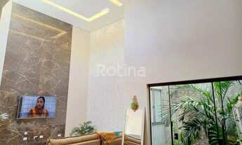 Imagem 2: Casa à venda, 3 quartos, 1 suíte, 3 vagas, Jardim Europa - Uberlândia/MG