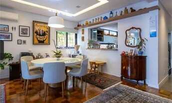 Imagem 7: Casa Espaçosa e reformada na melhor localização dos Jardins