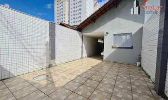 Imagem 2: Casa em localização privilegiada com 02 dormitorios e demais dependencias com edicula no