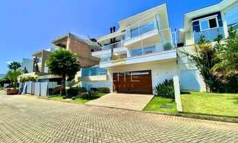 Imagem 2: Casa com 04 dormitórios sendo 03 suítes bairro Estreito - Florianópolis / SC