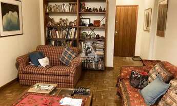 Imagem 2: Excelente apartamento na Urca! Tem, no original, 3 quartos (um dos quais foi revertido par