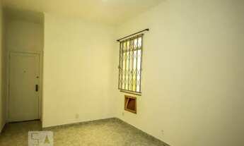 Imagem 2: Apartamento para Aluguel - Copacabana, 2 Quartos, 75 m2