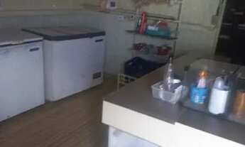 Imagem: Trailer em frente ao hospital bom Jesus