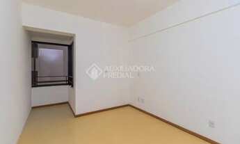 Imagem 7: PORTO ALEGRE - Apartamento Padrão - Mont Serrat