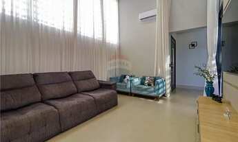 Imagem 4: Casa de condomínio para venda com 229 metros quadrados com 3 quartos