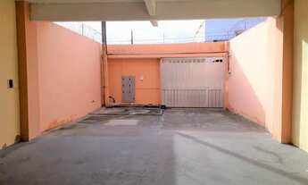 Imagem 3: Apartamento com 2 quartos, 1 banheiro, cozinha, sala de estar, area de serviço, garagem e