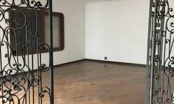 Imagem 3: Casa sobrado com 4 dormitorios, garagem para 6 carros, no Alto de Pinheiros com piscina e