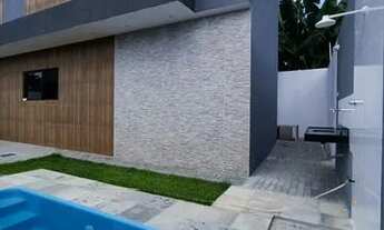 Imagem 4: Casa excelente com 03 quartos, 1º andar, piscina e muito mais..