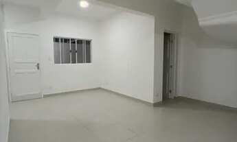 Imagem 4: Sobrado para venda possui 140 metros quadrados com 3 quartos em Aviação - Praia Grande - S