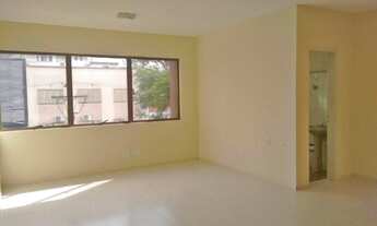 Imagem 3: Sala de frente com 33m²