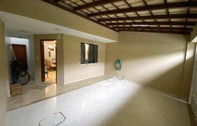 Imagem 2: ° casa em araçás