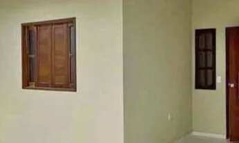 Imagem: Casa em Rua Pública