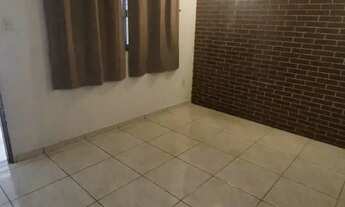 Imagem 5: Casa tipo apartamento para venda ou aluguel com 2 quartos - 25 de Agosto