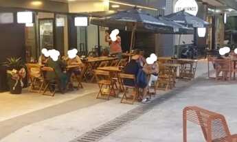 Imagem 2: Comércios para Venda em Balneário Camboriú, CENTRO, 1 banheiro