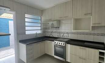 Imagem 4: Oportunidade - Casa em Condomínio - Jardim América - Village Campo Felice - 3 Dormitórios