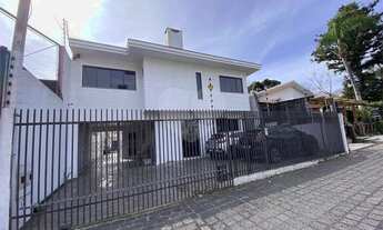 Imagem: Sobrado com 8 quartos à venda em Hugo Lange