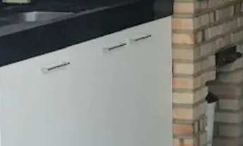 Imagem 4: Vendo um apartamento térreo 2 quartos ,área de serviço 1 vaga de garagem semi mobiliado