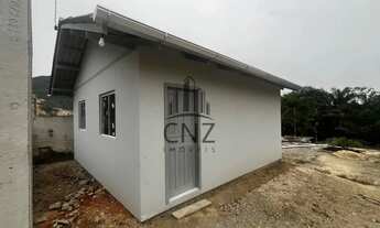 Imagem 2: Casa para locação em Brusque-SC, bairro Volta Grande: 2 quartos, 1 banheiro, 36,00 m² de á