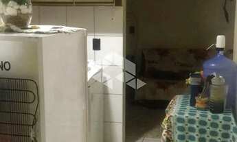 Imagem 2: Apartamento à venda com 2 quartos no Residencial Guajuviras