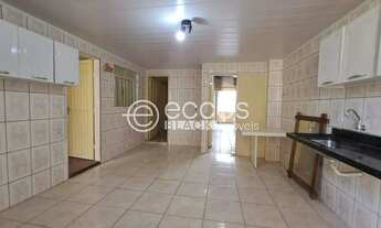 Imagem 8: Casa para aluguel, 3 quartos, 1 suíte, 2 vagas, Conjunto Cássio Rezende - UBERABA/MG