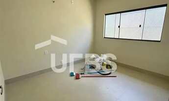 Imagem 2: Casa na 806 Sul - 3 quartos sendo 1 suíte