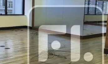 Imagem 3: Conjunto para alugar, 141 m² por R$ 28.967,87/mês - Itaim Bibi - São Paulo/SP