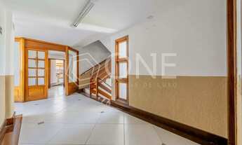 Imagem 5: Prédio comercial no Menino Deus