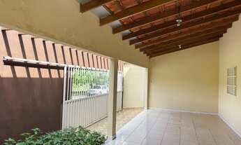 Imagem 5: CASA PÚBLICA, 3 QUARTOS, SEMI-MOBILIADO, REGIÃO 3 BARRAS E JAMIL, C/ CHURRASQUEIRA, PORTÃO