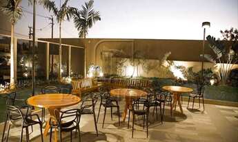 Imagem 6: Casa para venda em Jardim Botânico de 246.12m² com 4 Quartos, 4 Suites e 6 Garagens