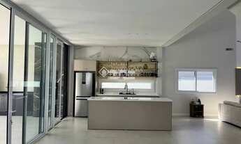 Imagem 4: Imóvel para aluguel tem 300 metros quadrados com 4 quartos em Campeche - Florianópolis - S