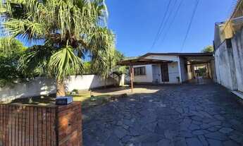 Imagem 2: CASA COM 04 DORMITÓRIOS, 05 VAGAS PARA CARRO MORRO SANTANA