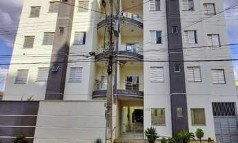 Imagem: Apto 3 dormitórios (1 suite), sala, varanda