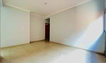 Imagem 4: CASA GEMINADA COM ENTRADA COLETIVA, LOCALIZADA NO BAIRRO JARDIM COMERCIÁRIOS - VENDA NOVA