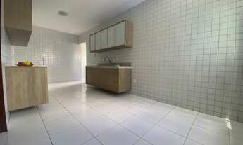 Imagem 7: Ótimo Apto Super Amplo Com 4 Quartos no Bairro De Miramar