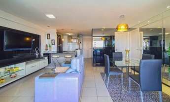 Imagem 2: Apto com vista mar na Praia de Iracema, projetado, 72m2 de área, 2 suítes, 2 vagas e lazer