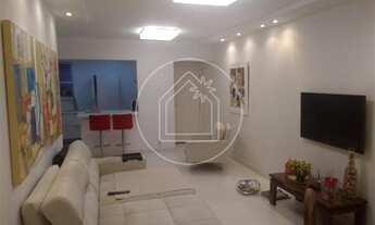 Imagem: Apartamento todo moderno e reformado. Boa