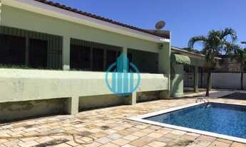 Imagem: Excelente oportunidade! Ampla casa com piscina