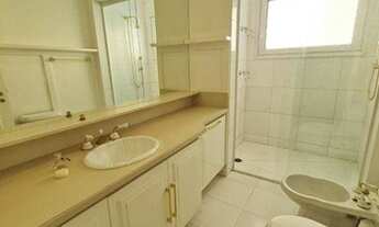 Imagem 3: Casa suspensa, vista 360º, 5 suítes, home-theater, escritório, terraço, 6 vagas no melhor